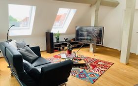 Exklusives Penthouse Im Ehemaligen Bunker
